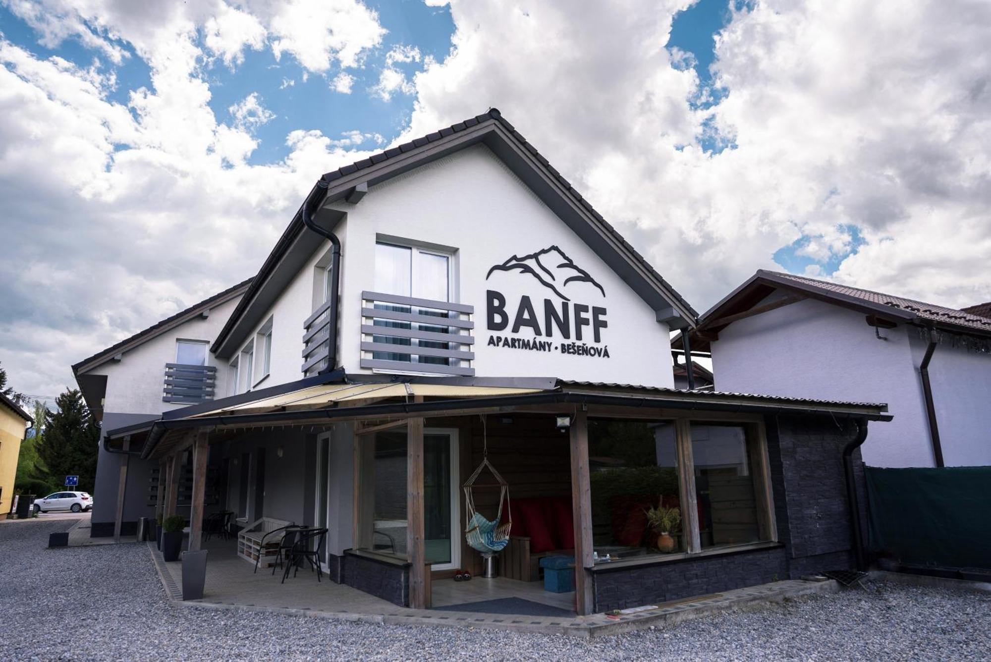 Apartmany Banff Besenova Bagian luar foto