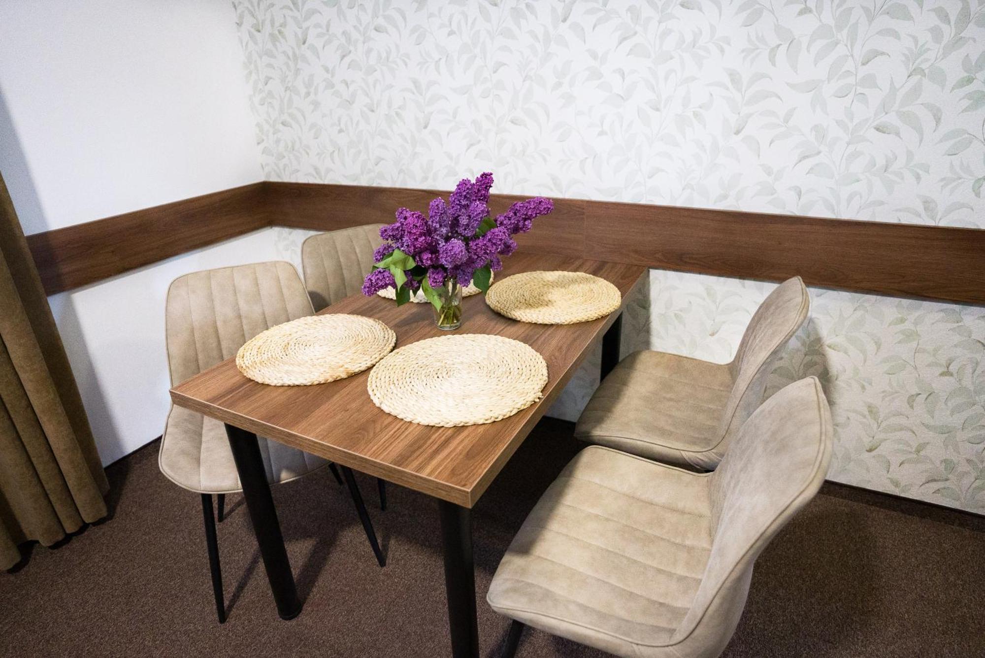 Apartmany Banff Besenova Bagian luar foto