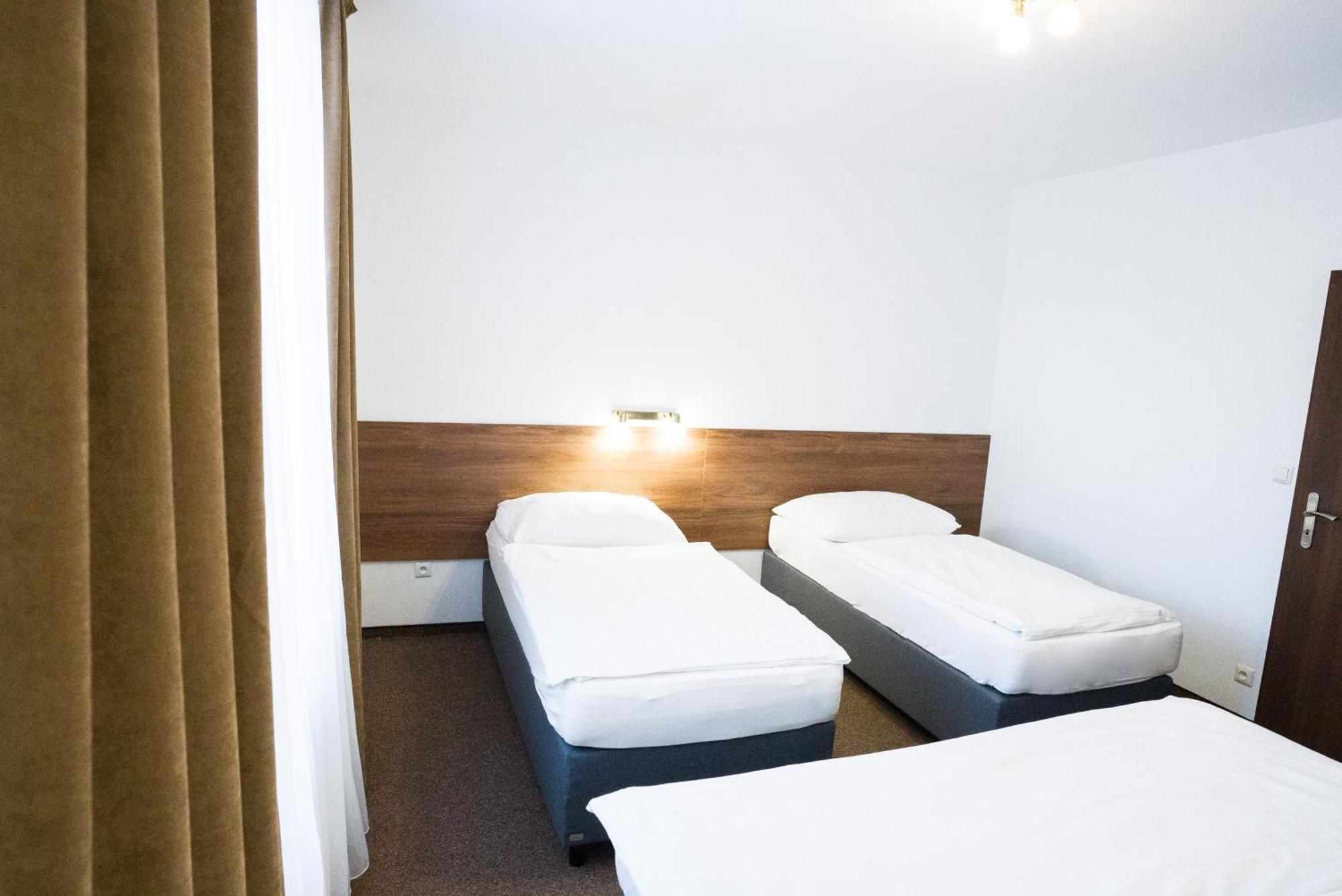 Apartmany Banff Besenova Bagian luar foto