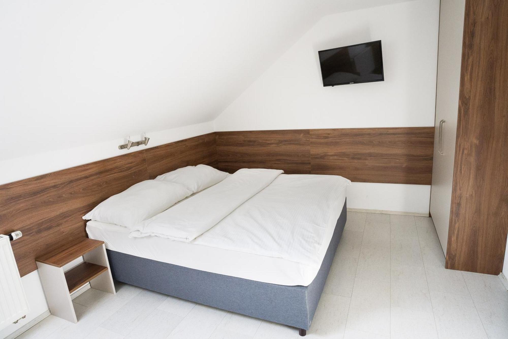 Apartmany Banff Besenova Bagian luar foto