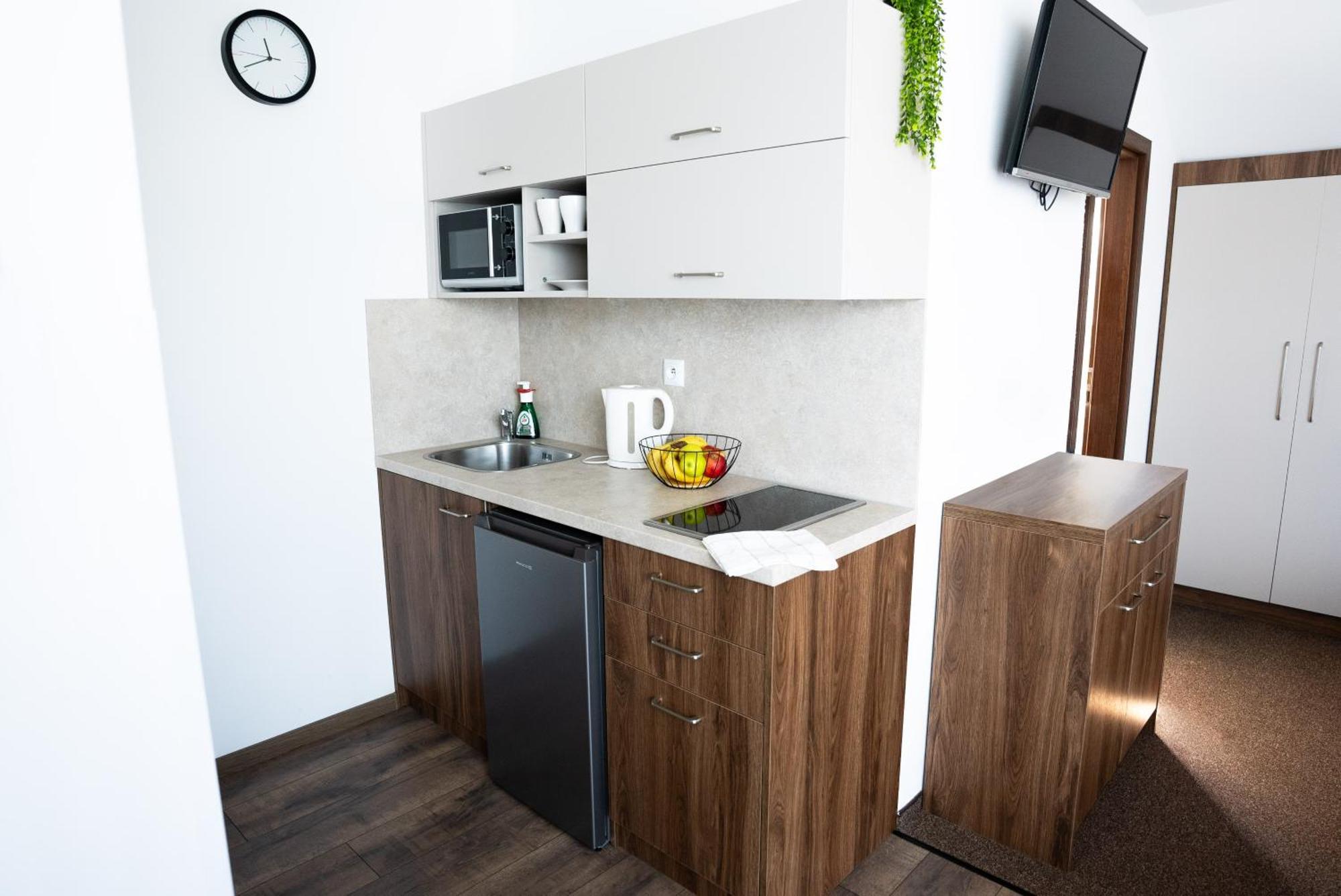 Apartmany Banff Besenova Bagian luar foto