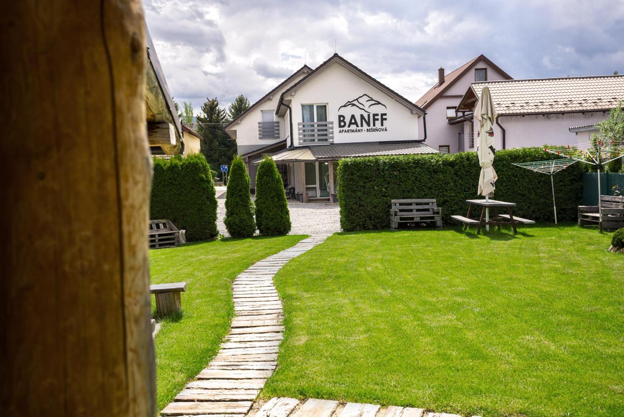 Apartmany Banff Besenova Bagian luar foto