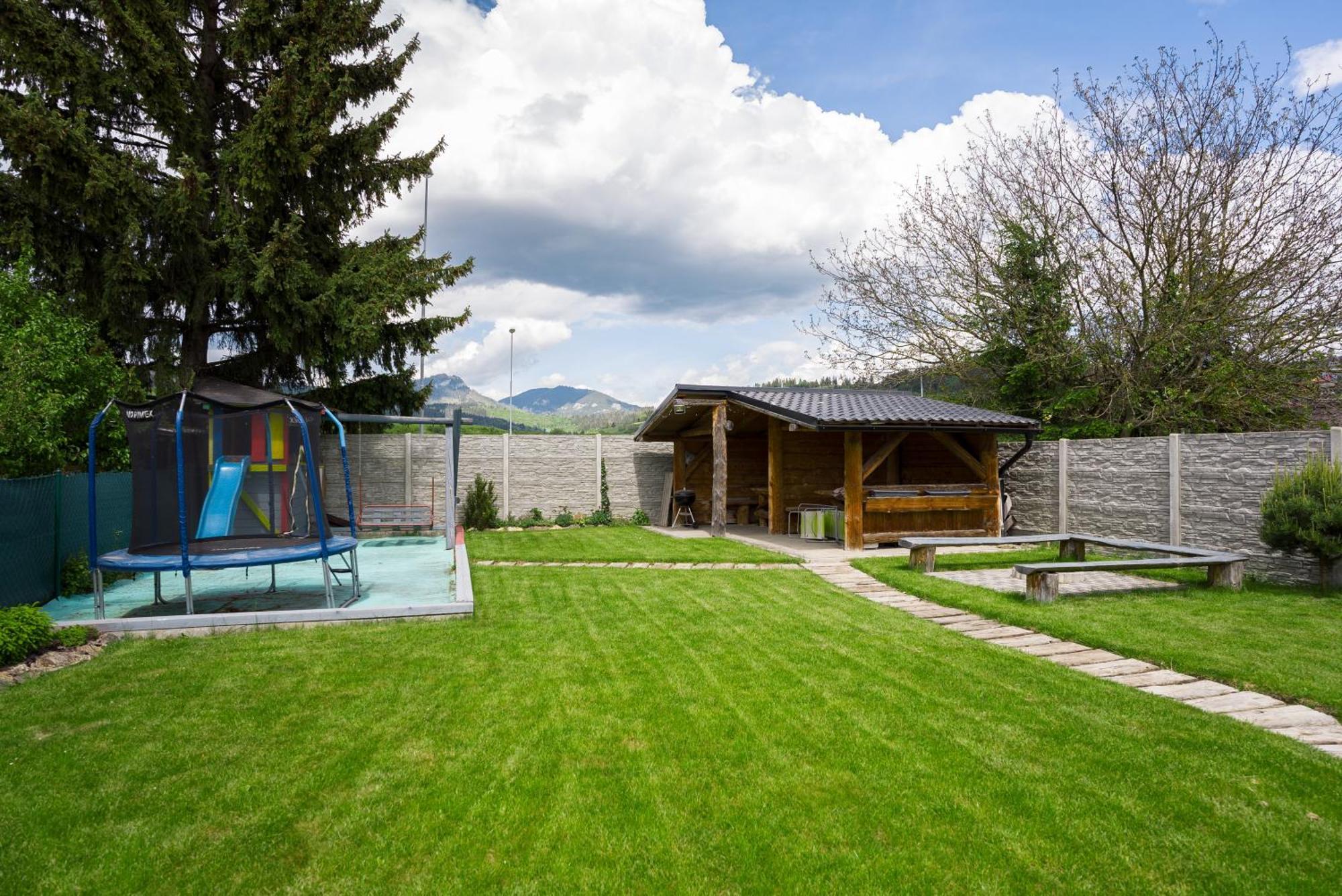 Apartmany Banff Besenova Bagian luar foto
