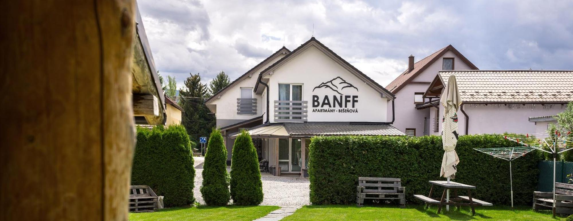 Apartmany Banff Besenova Bagian luar foto
